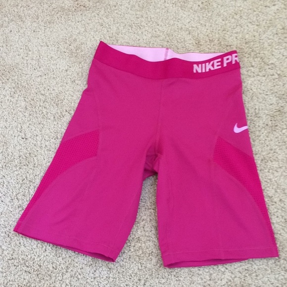 NWT! Nike XS pink Hypercool compression shorts. - Picture 1 of 10